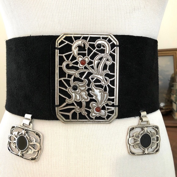 Nidodileda unique black 100% suede ornate belt with silver and gemstone accents - Picture 4 of 6